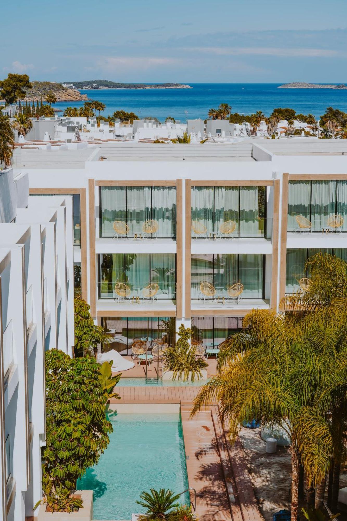 Nativo Hotel Ibiza ซานตาเอวเลเรียเดสริว ภายนอก รูปภาพ