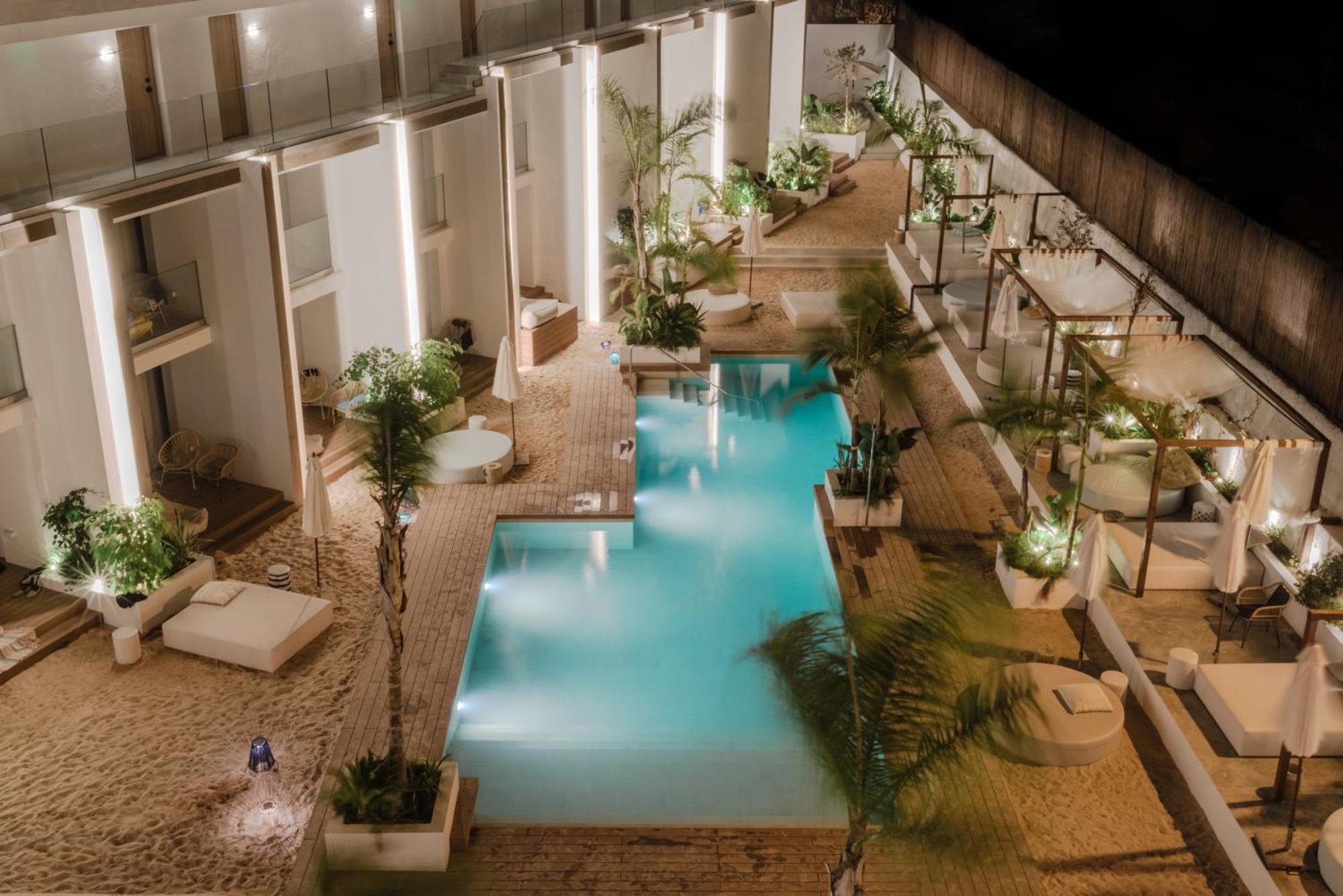 Nativo Hotel Ibiza ซานตาเอวเลเรียเดสริว ภายนอก รูปภาพ