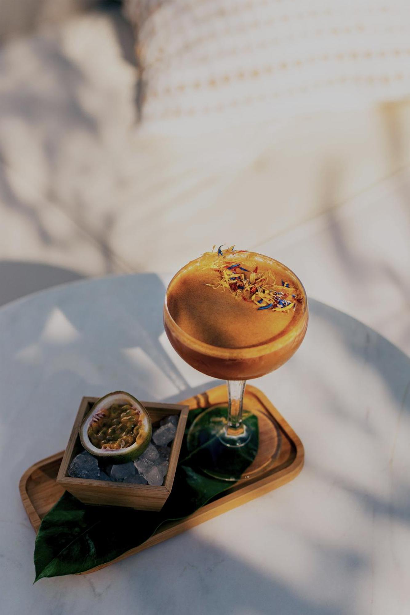 Nativo Hotel Ibiza ซานตาเอวเลเรียเดสริว ภายนอก รูปภาพ
