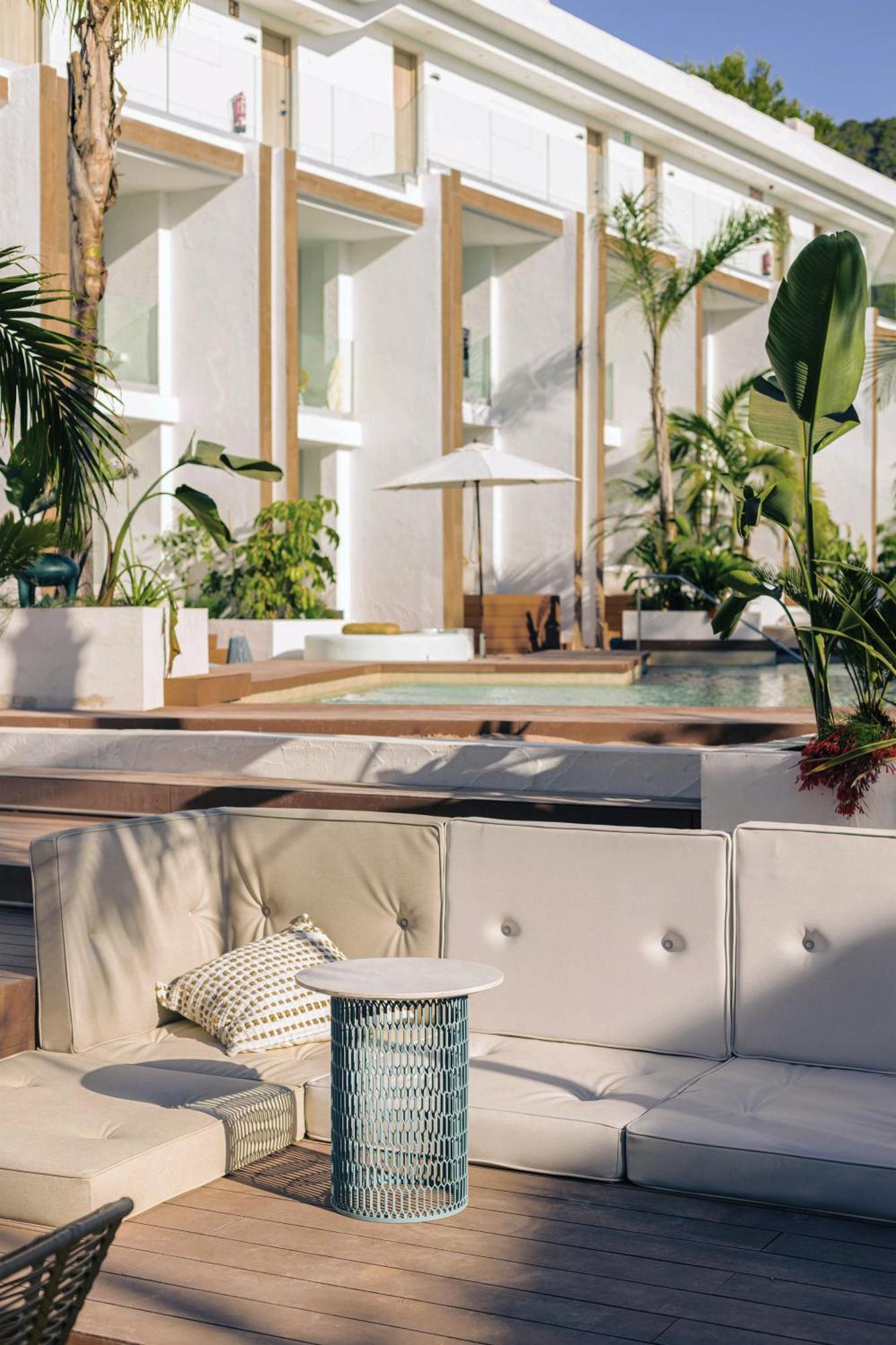 Nativo Hotel Ibiza ซานตาเอวเลเรียเดสริว ภายนอก รูปภาพ
