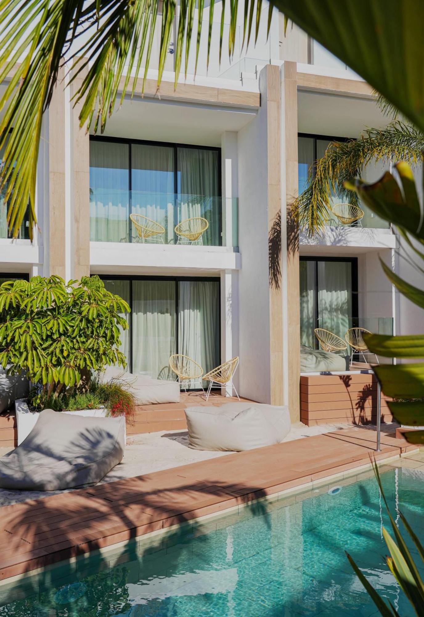 Nativo Hotel Ibiza ซานตาเอวเลเรียเดสริว ภายนอก รูปภาพ